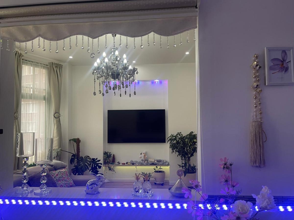 Appartement Centre Zaza บรัสเซลส์ ภายนอก รูปภาพ