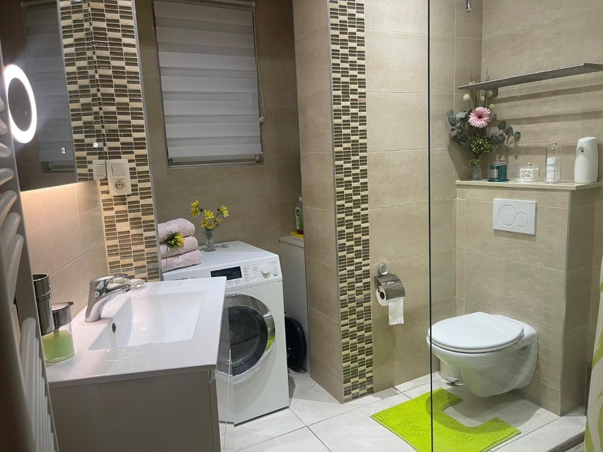 Appartement Centre Zaza บรัสเซลส์ ภายนอก รูปภาพ