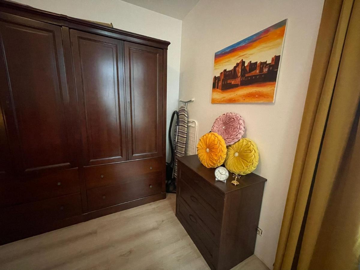 Appartement Centre Zaza บรัสเซลส์ ภายนอก รูปภาพ